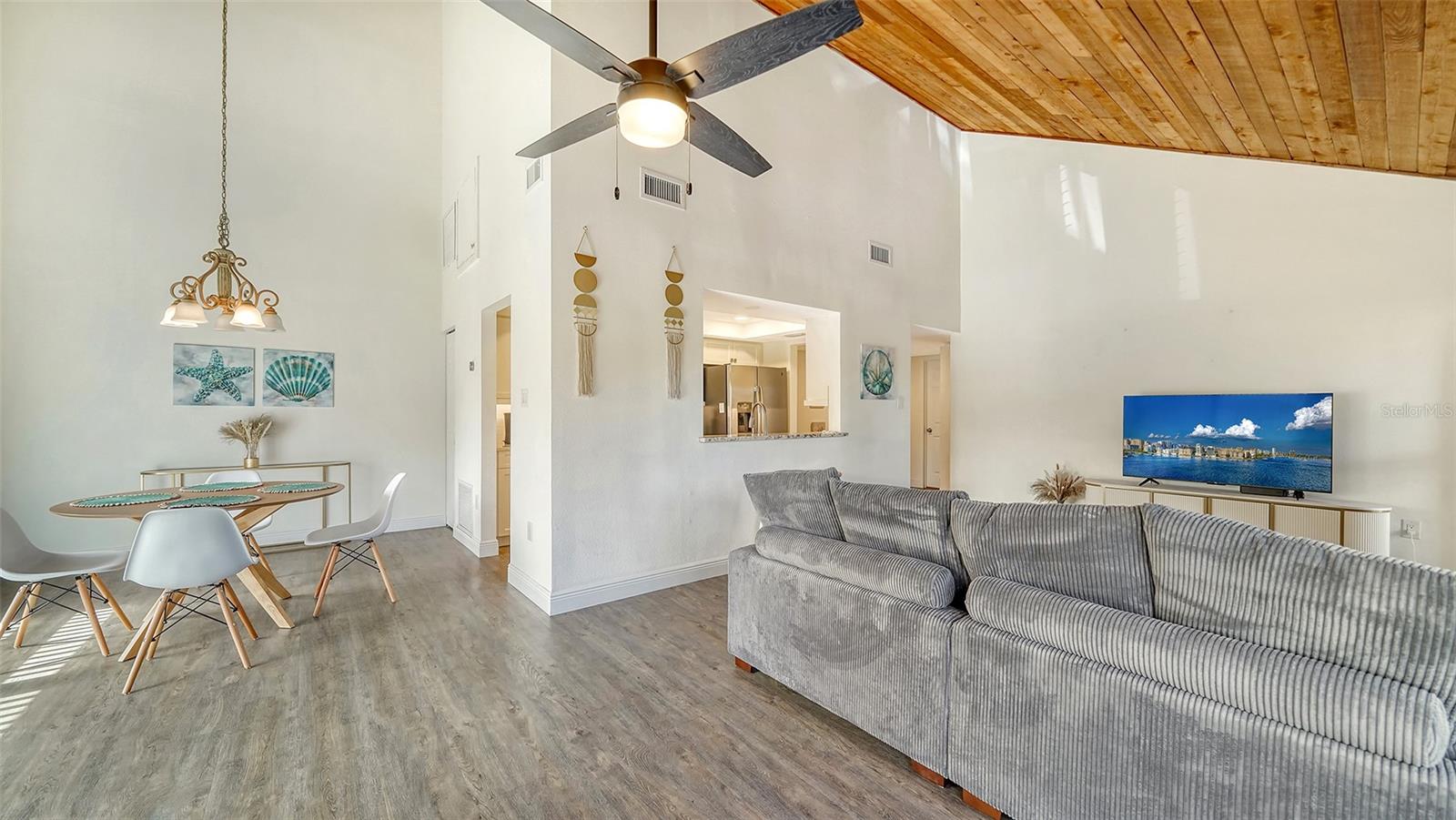 3017 WILLOW GRN #18, SARASOTA, FL, 34235