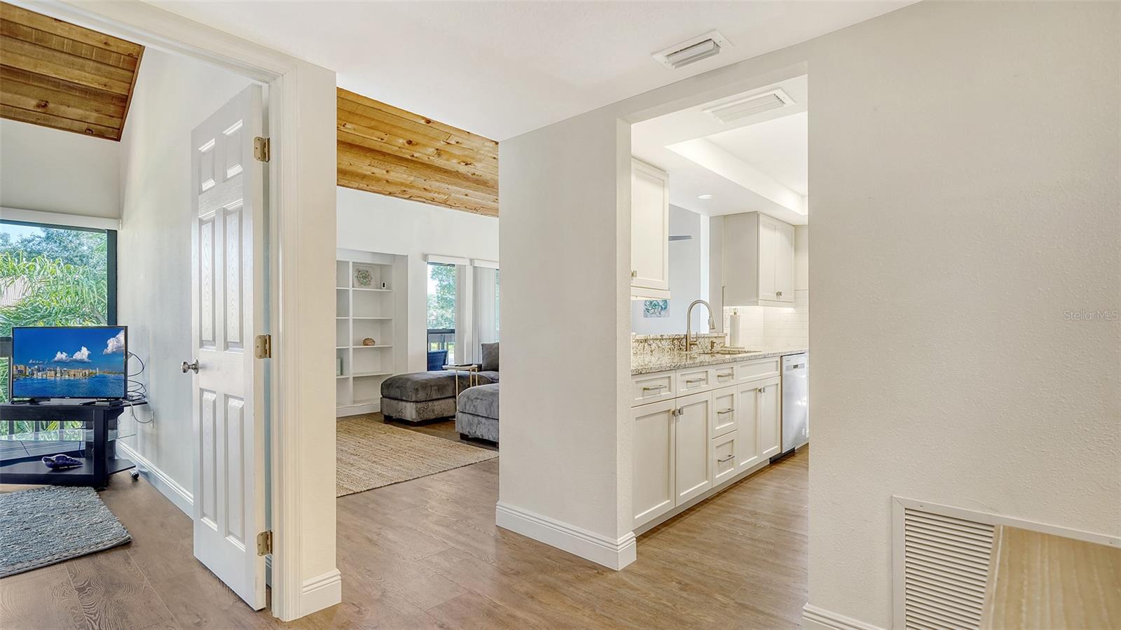 3017 WILLOW GRN #18, SARASOTA, FL, 34235