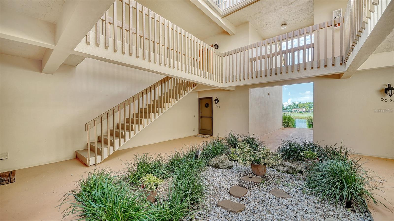 3017 WILLOW GRN #18, SARASOTA, FL, 34235