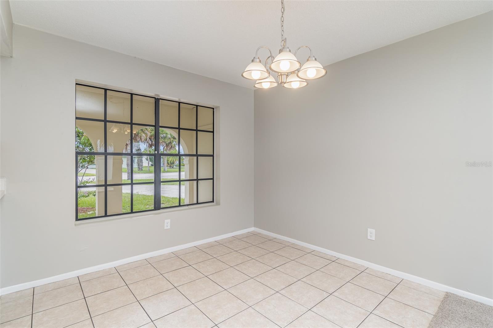 6512 COLISEUM BLVD, PORT CHARLOTTE, FL, 33981