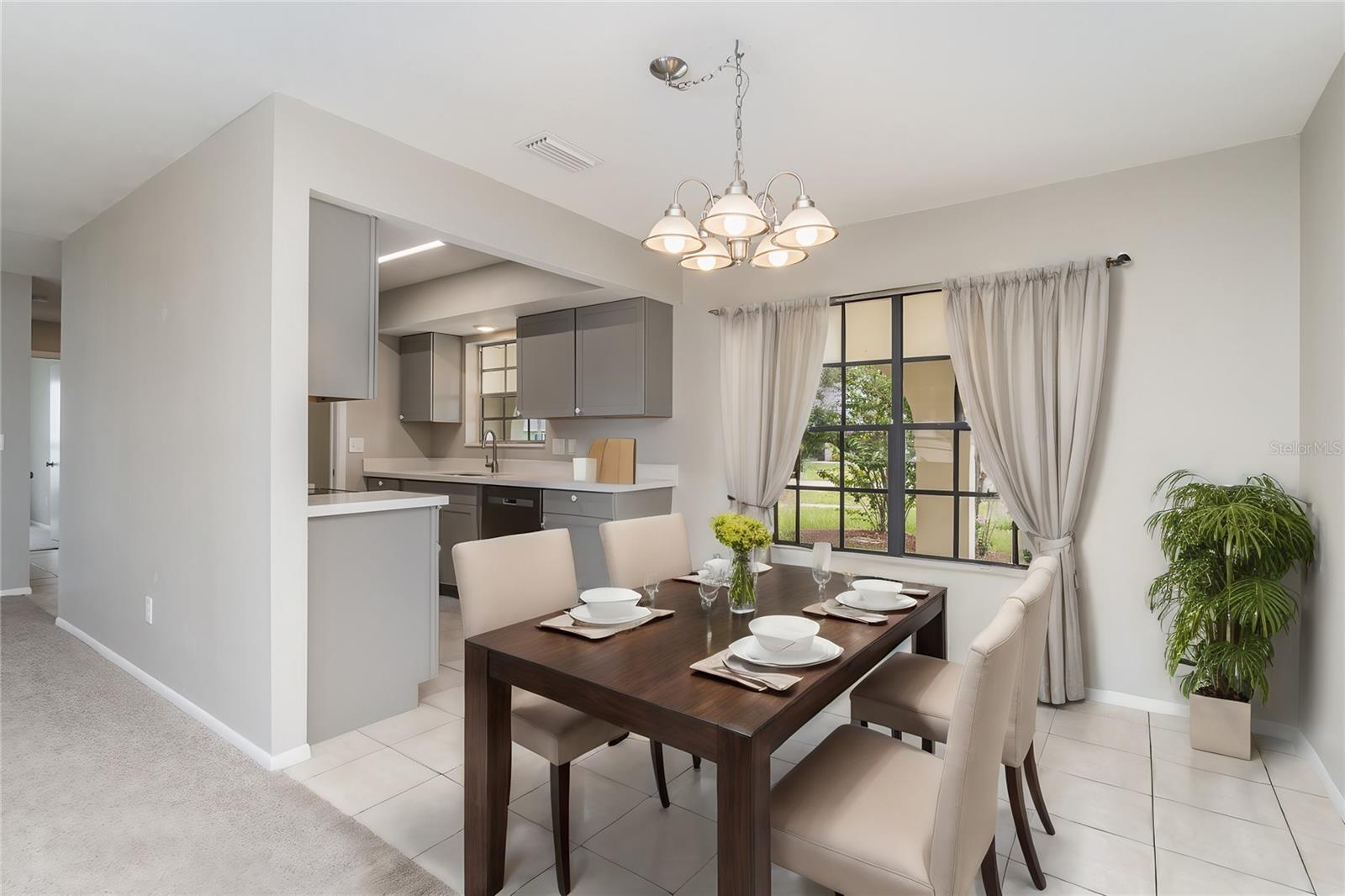 6512 COLISEUM BLVD, PORT CHARLOTTE, FL, 33981