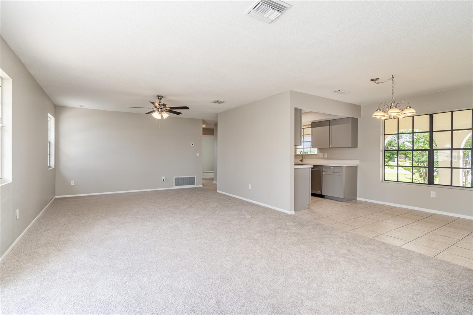 6512 COLISEUM BLVD, PORT CHARLOTTE, FL, 33981