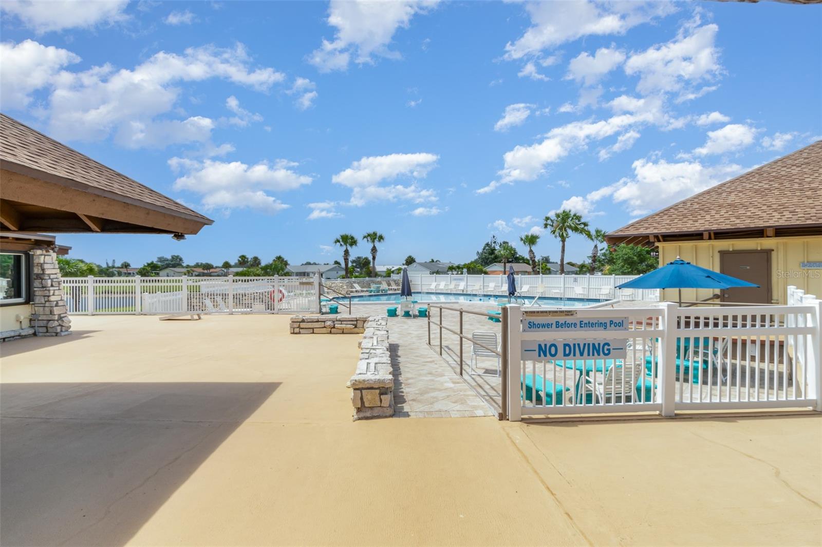 6512 COLISEUM BLVD, PORT CHARLOTTE, FL, 33981