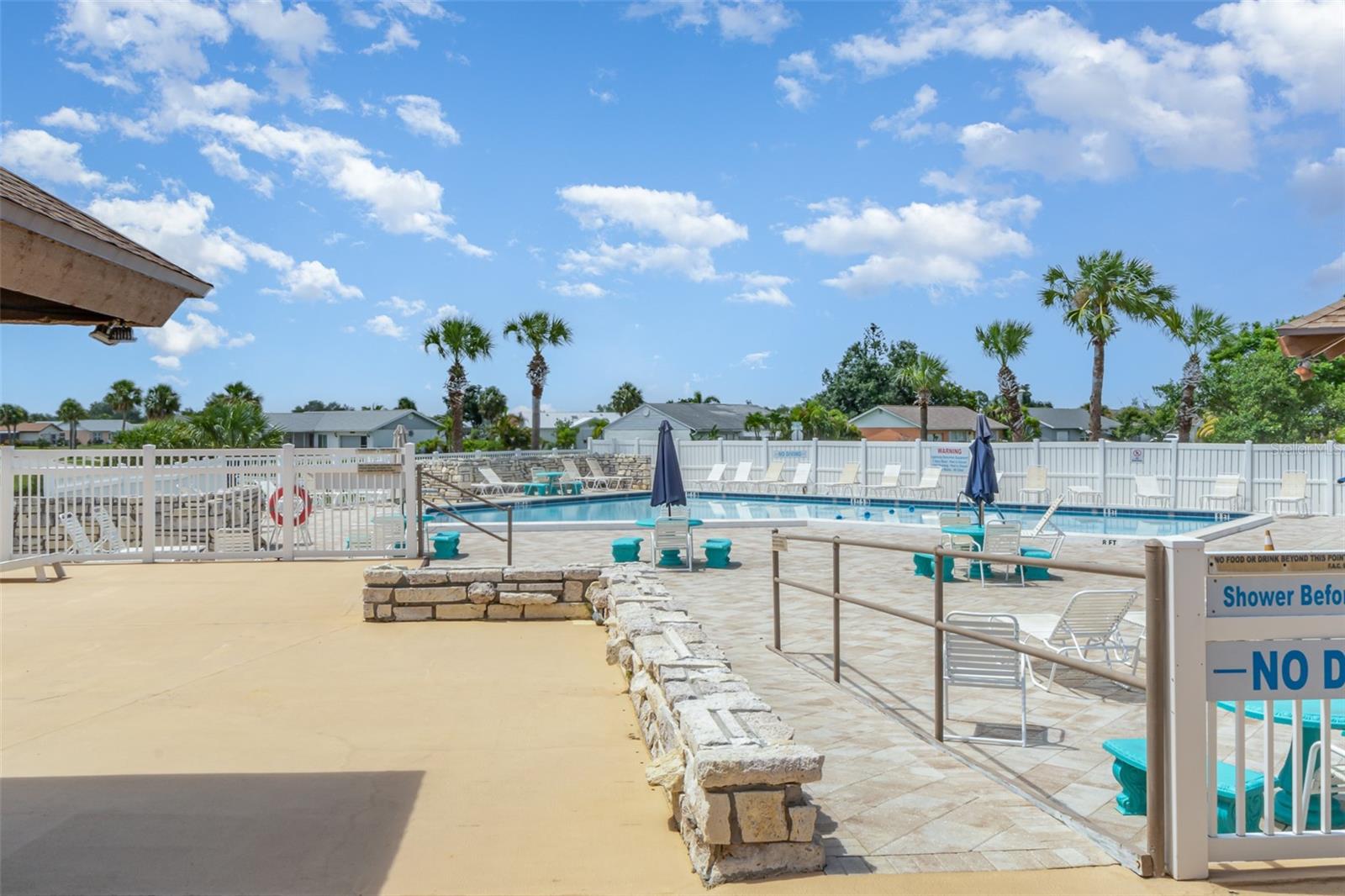 6512 COLISEUM BLVD, PORT CHARLOTTE, FL, 33981