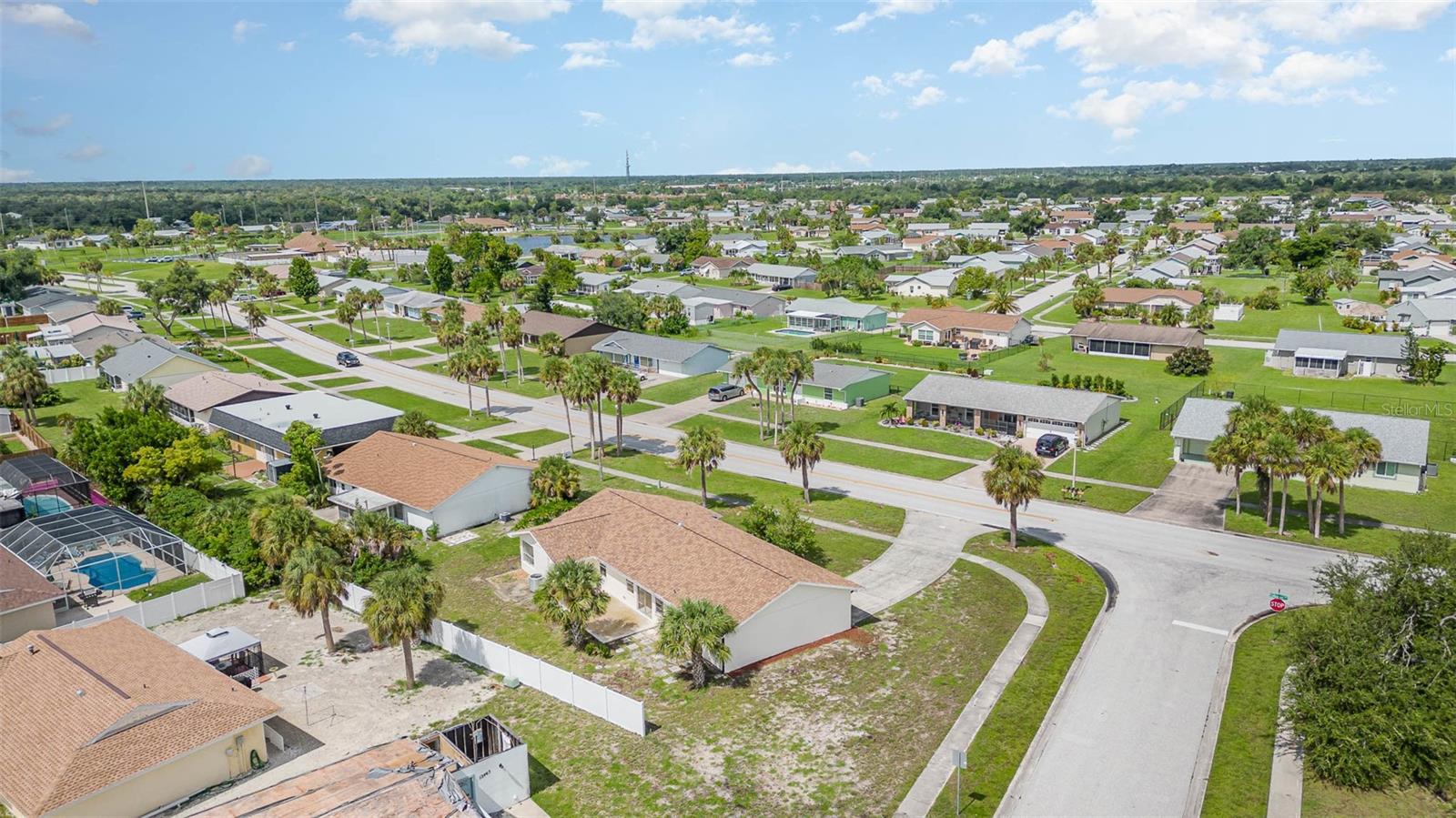 6512 COLISEUM BLVD, PORT CHARLOTTE, FL, 33981