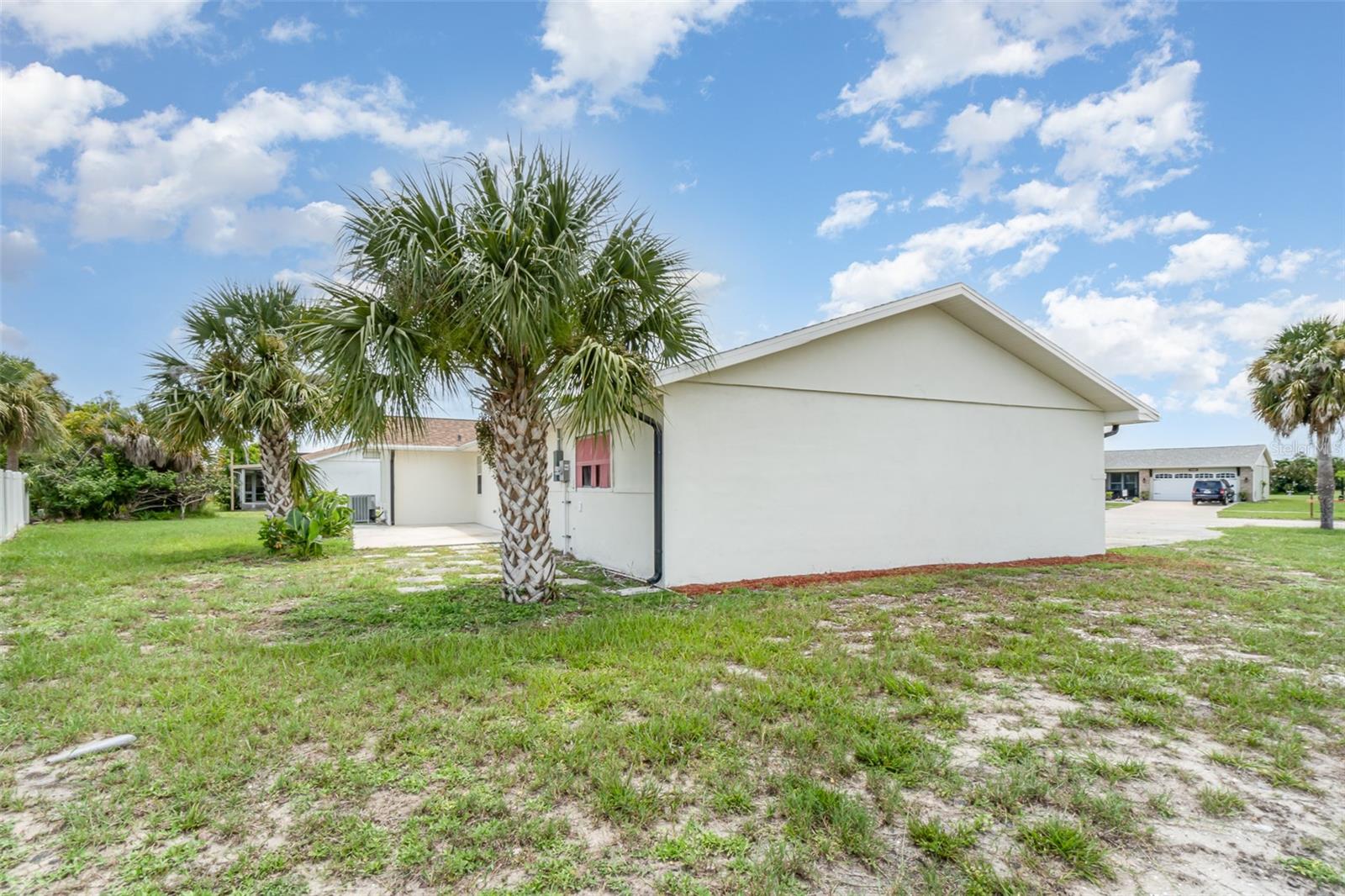 6512 COLISEUM BLVD, PORT CHARLOTTE, FL, 33981
