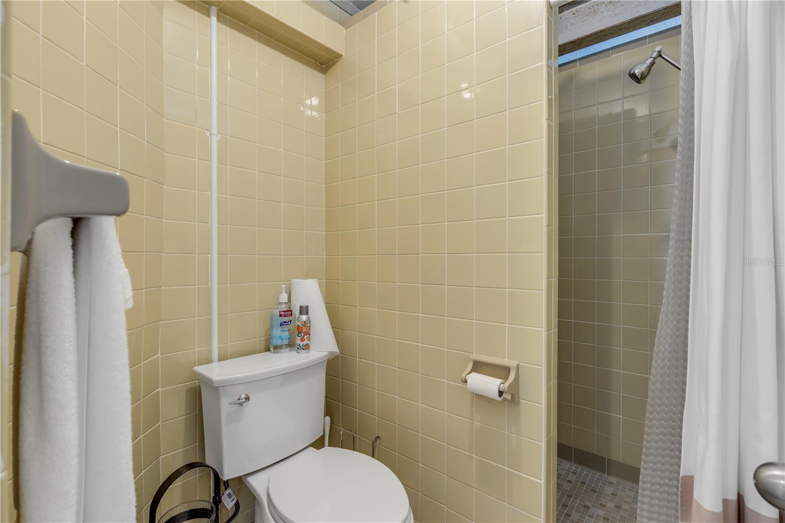 1232 BEL AIRE DR, DAYTONA BEACH, FL, 32118