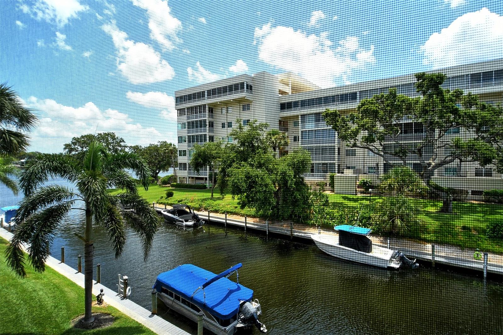 1350 N PORTOFINO DR #310, SARASOTA, FL, 34242