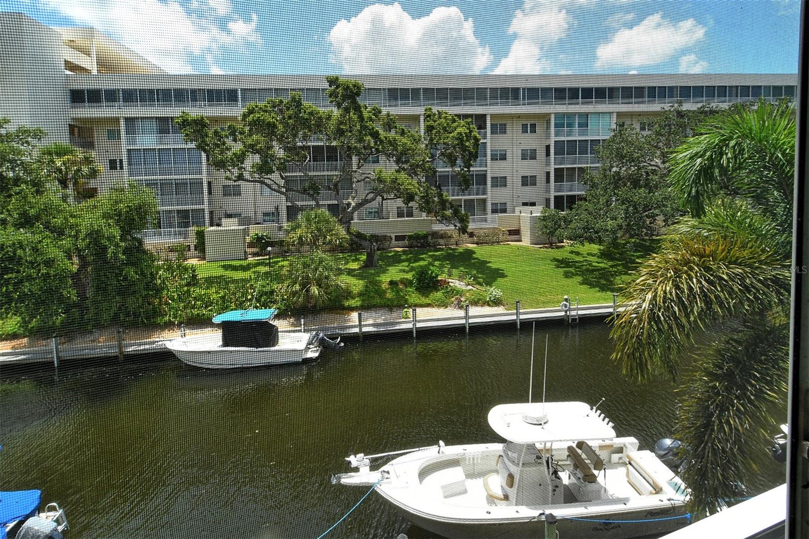 1350 N PORTOFINO DR #310, SARASOTA, FL, 34242