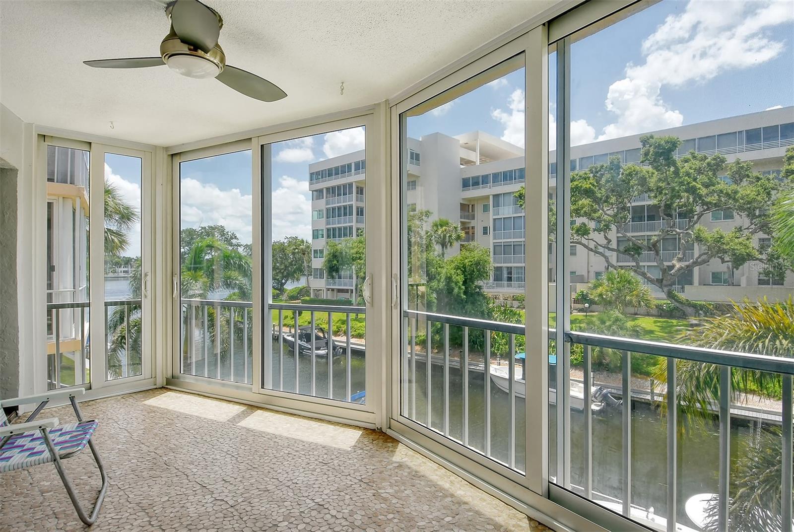 1350 N PORTOFINO DR #310, SARASOTA, FL, 34242