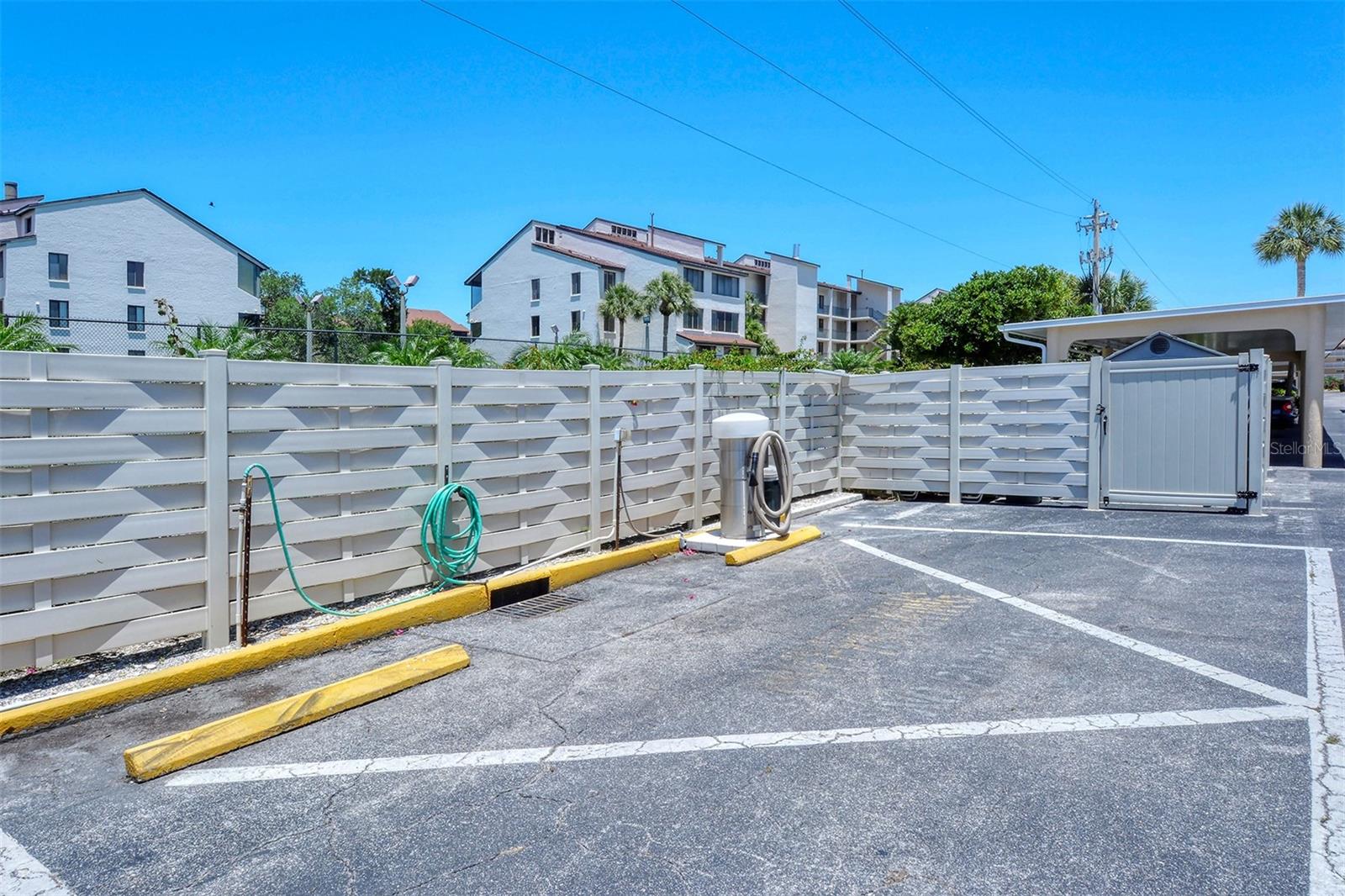 1350 N PORTOFINO DR #310, SARASOTA, FL, 34242