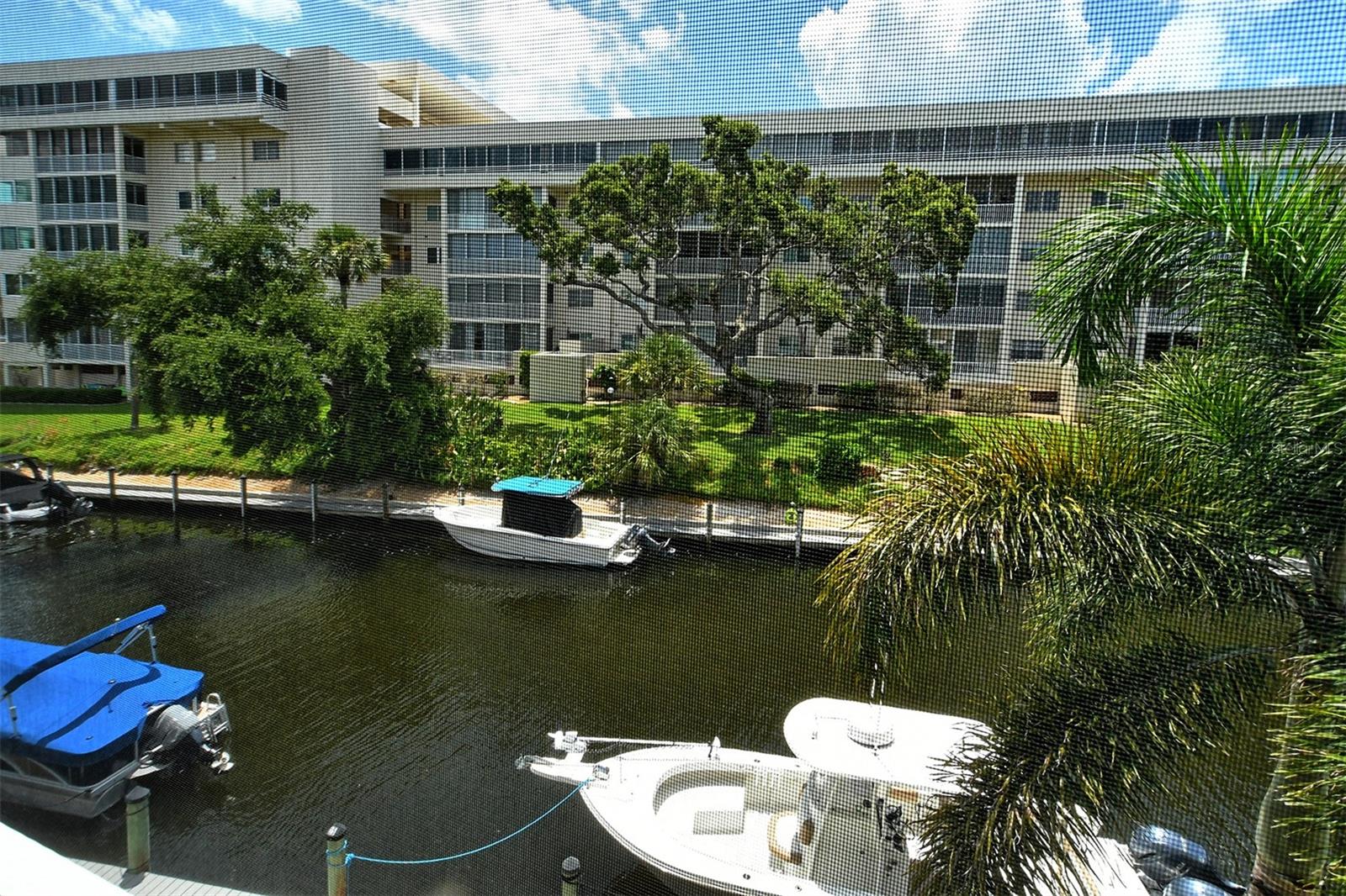 1350 N PORTOFINO DR #310, SARASOTA, FL, 34242