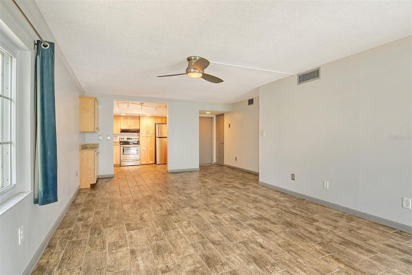 1350 N PORTOFINO DR #310, SARASOTA, FL, 34242
