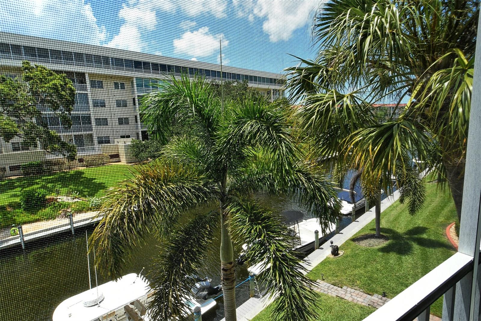 1350 N PORTOFINO DR #310, SARASOTA, FL, 34242