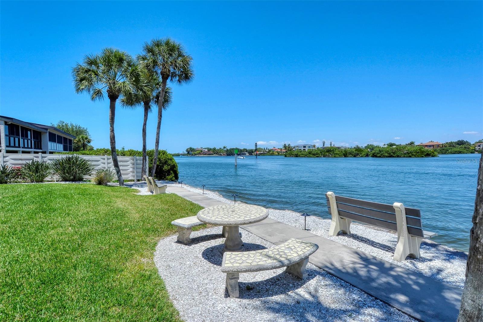 1350 N PORTOFINO DR #310, SARASOTA, FL, 34242