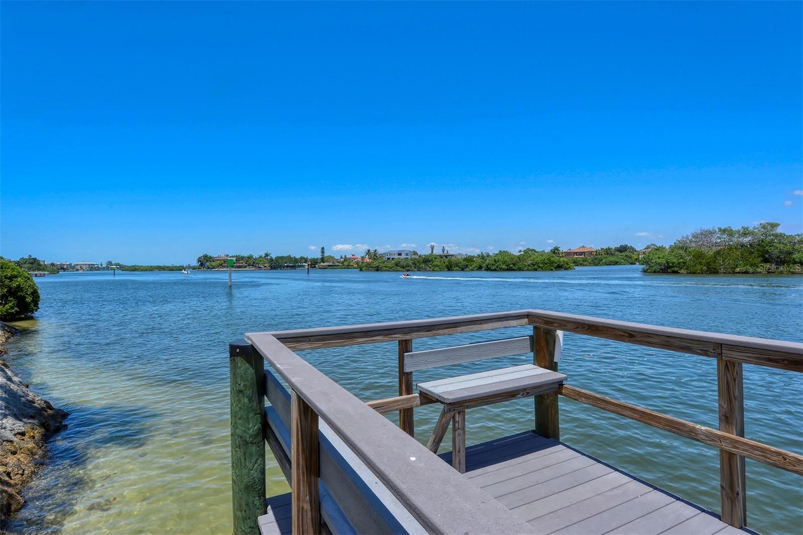 1350 N PORTOFINO DR #310, SARASOTA, FL, 34242