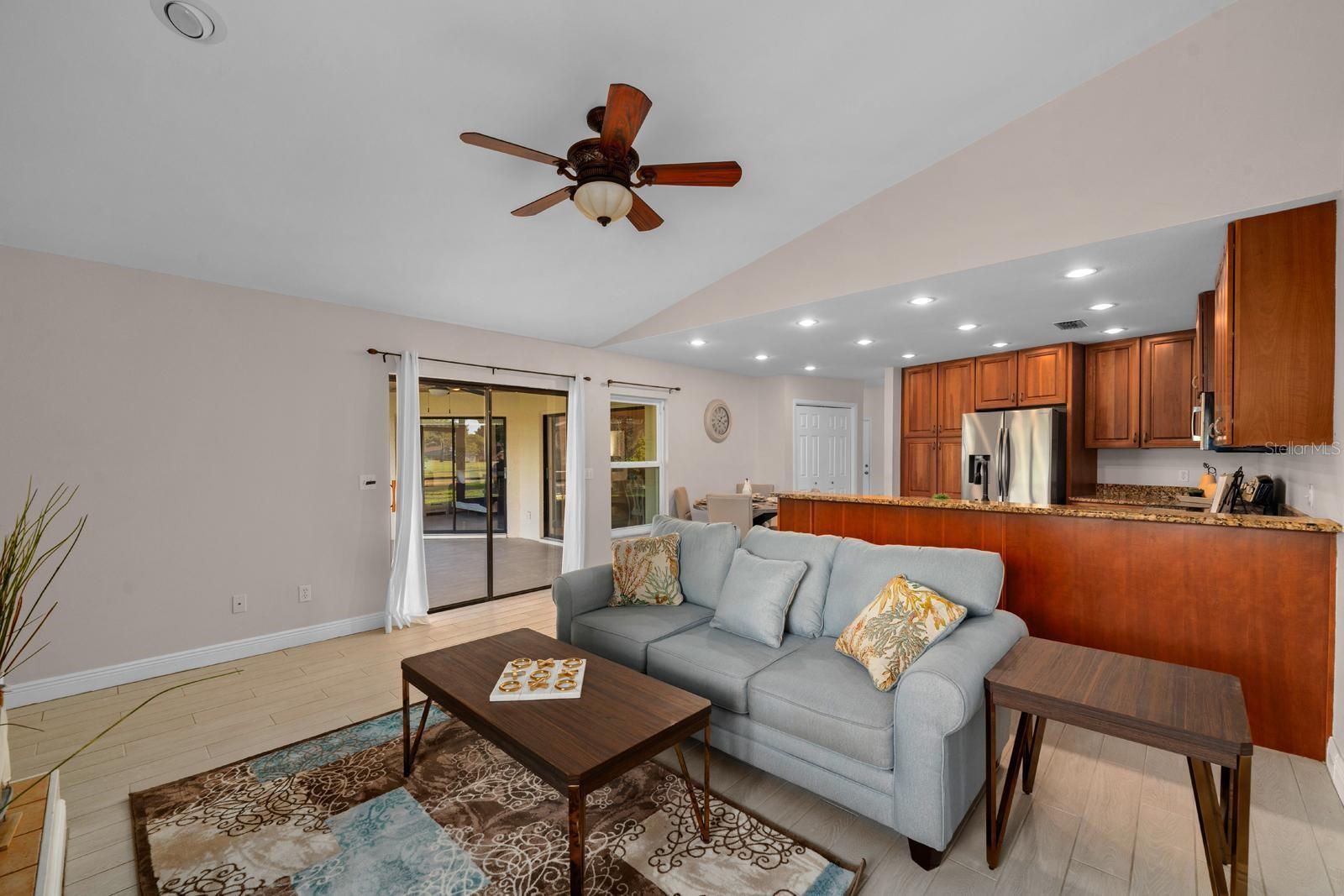 2618 CRESTFIELD DR, VALRICO, FL, 33596