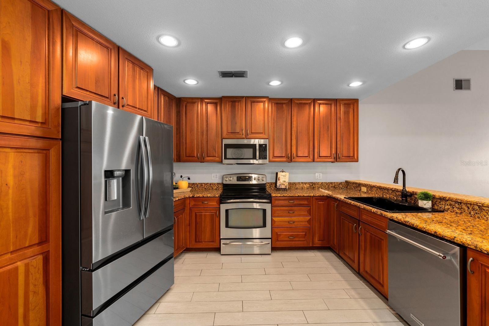 2618 CRESTFIELD DR, VALRICO, FL, 33596