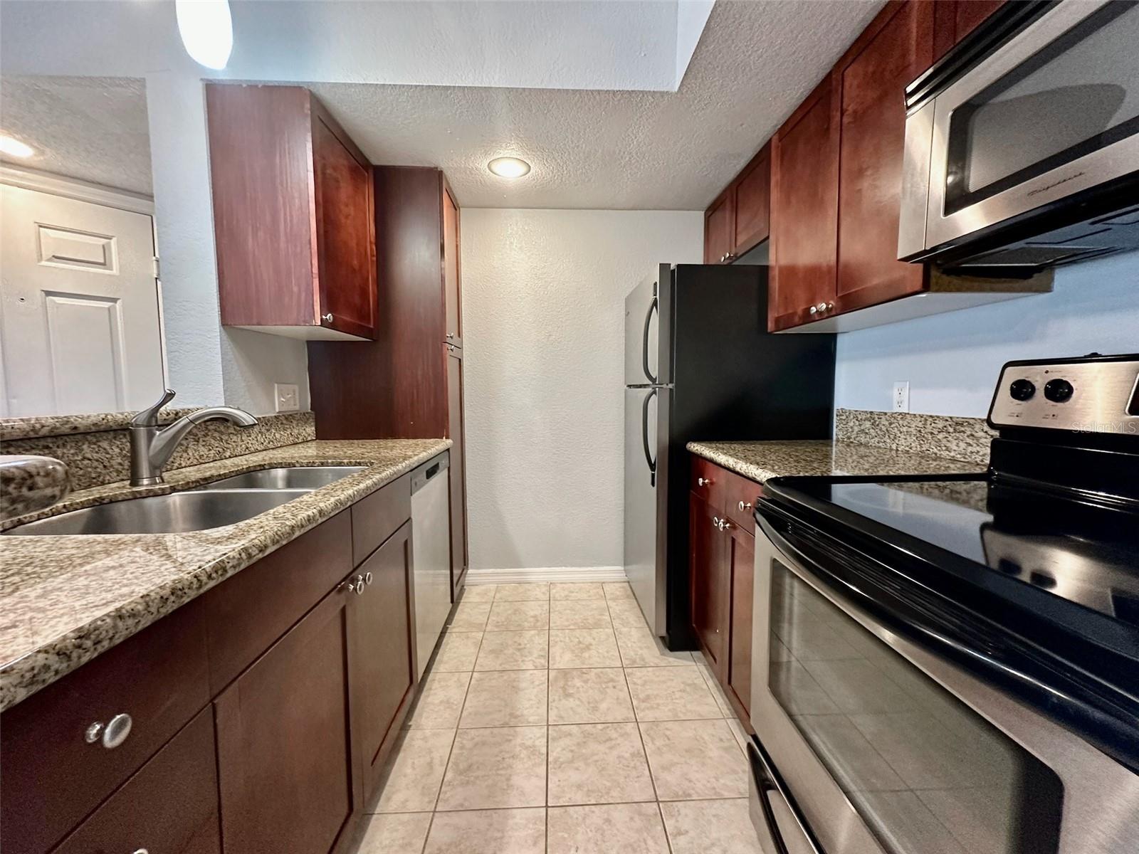 5124 CONROY RD #638, ORLANDO, FL, 32811