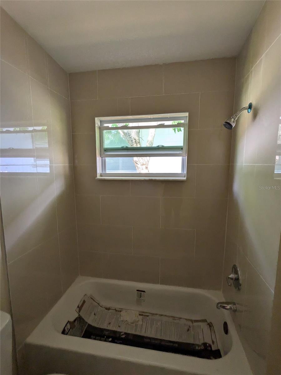 2569 LANGDON AVE S, SAINT PETERSBURG, FL, 33712
