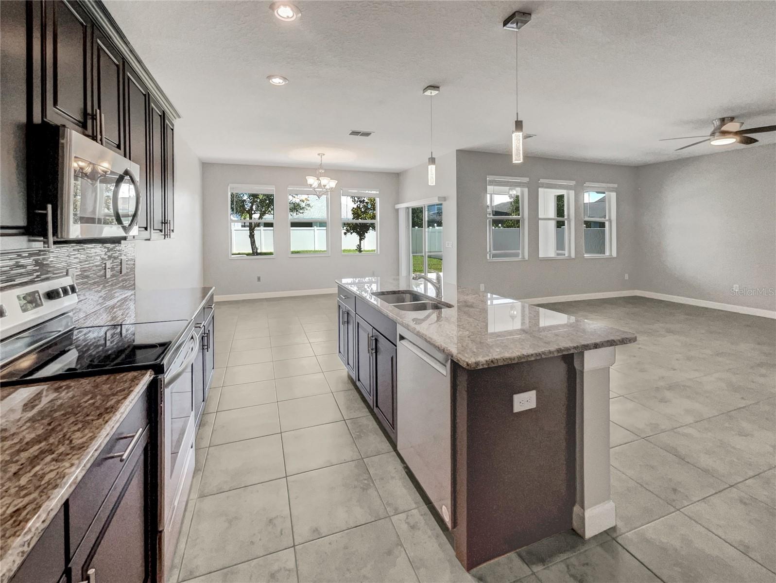 4637 EGG HARBOR DR, KISSIMMEE, FL, 34746