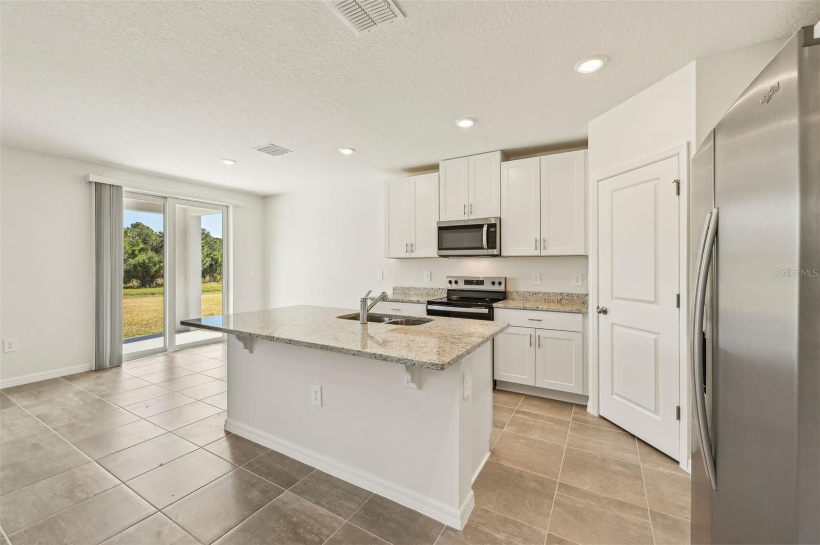140 LAZY SHORE DR, NOKOMIS, FL, 34275