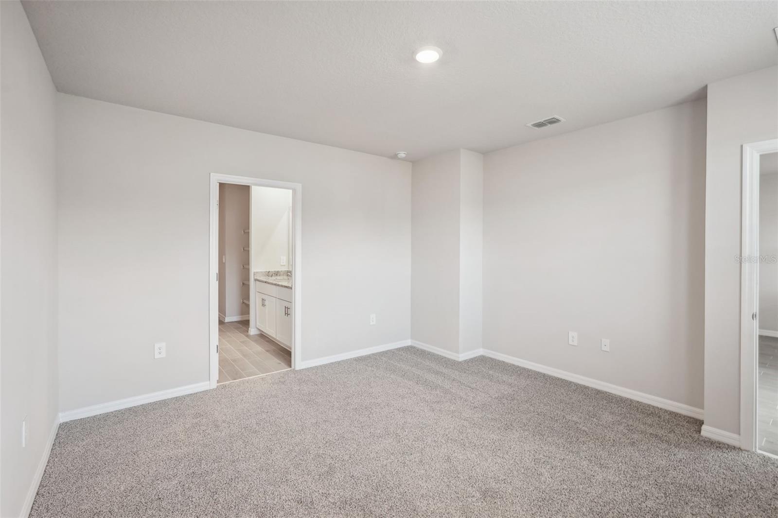 105 WHITELAND BND, NOKOMIS, FL, 34275