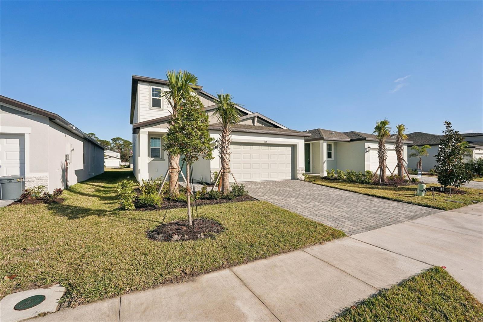 105 WHITELAND BND, NOKOMIS, FL, 34275