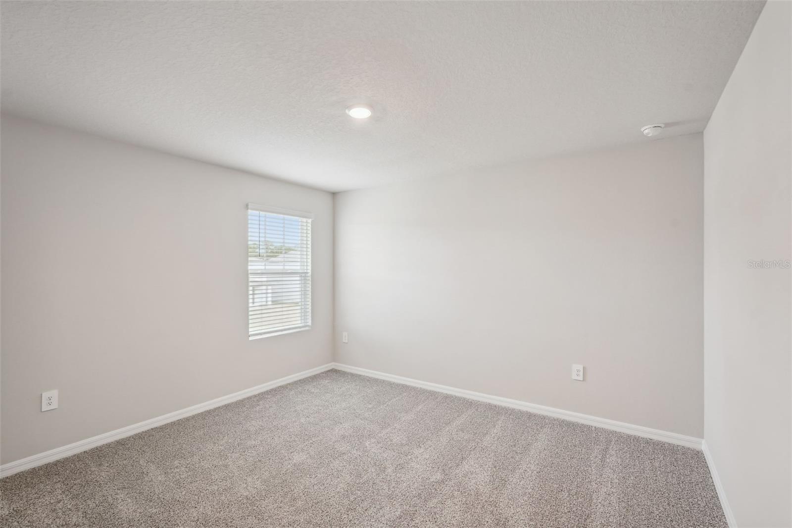 105 WHITELAND BND, NOKOMIS, FL, 34275