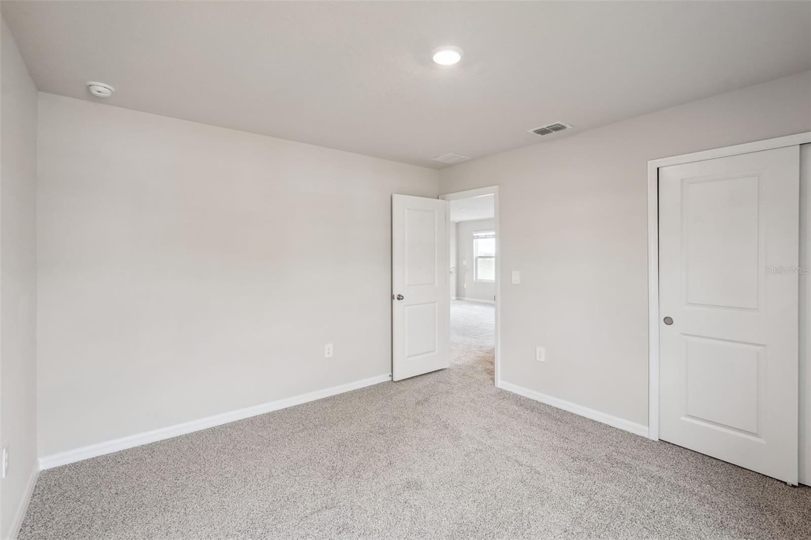 105 WHITELAND BND, NOKOMIS, FL, 34275