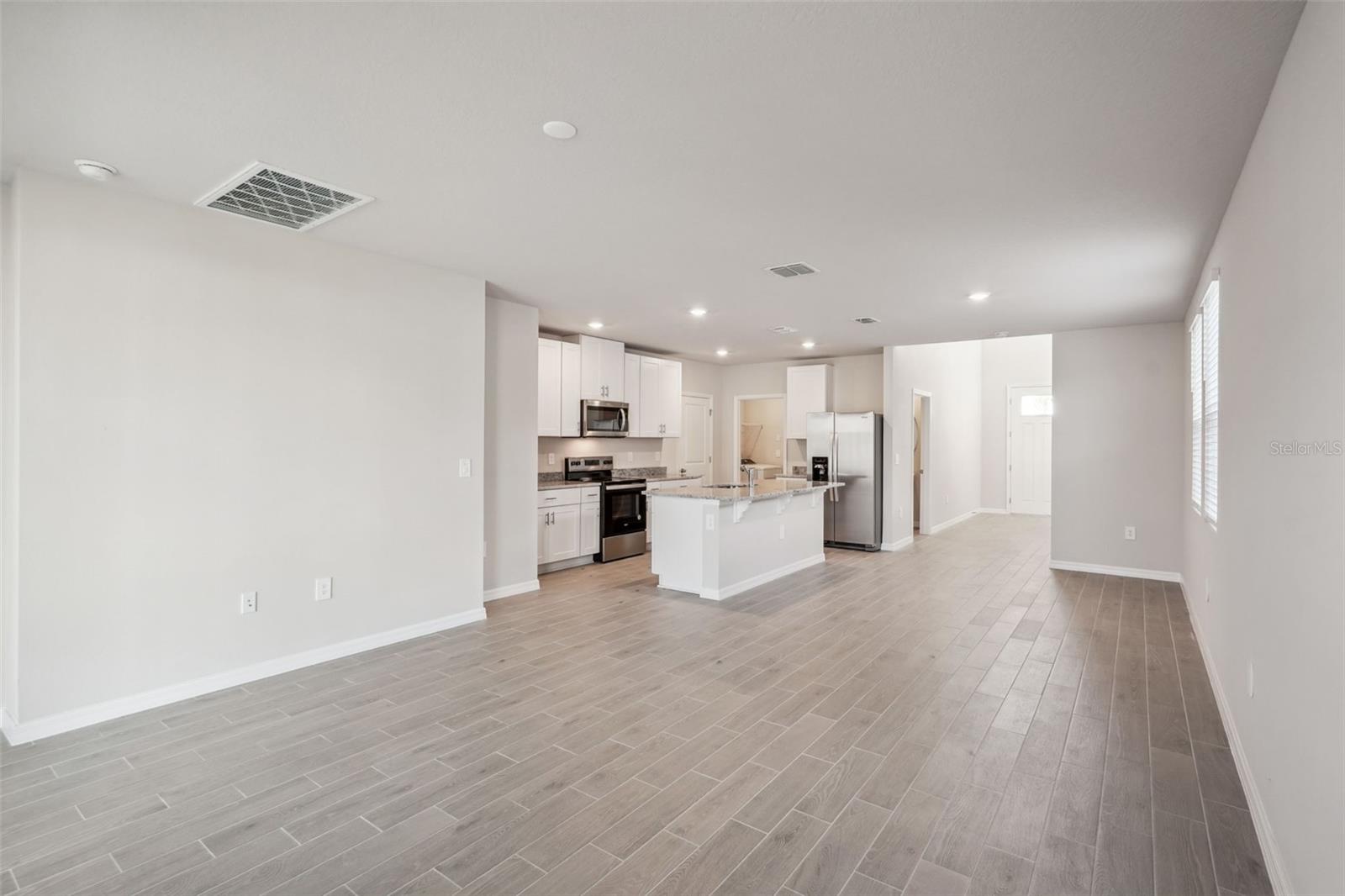 105 WHITELAND BND, NOKOMIS, FL, 34275