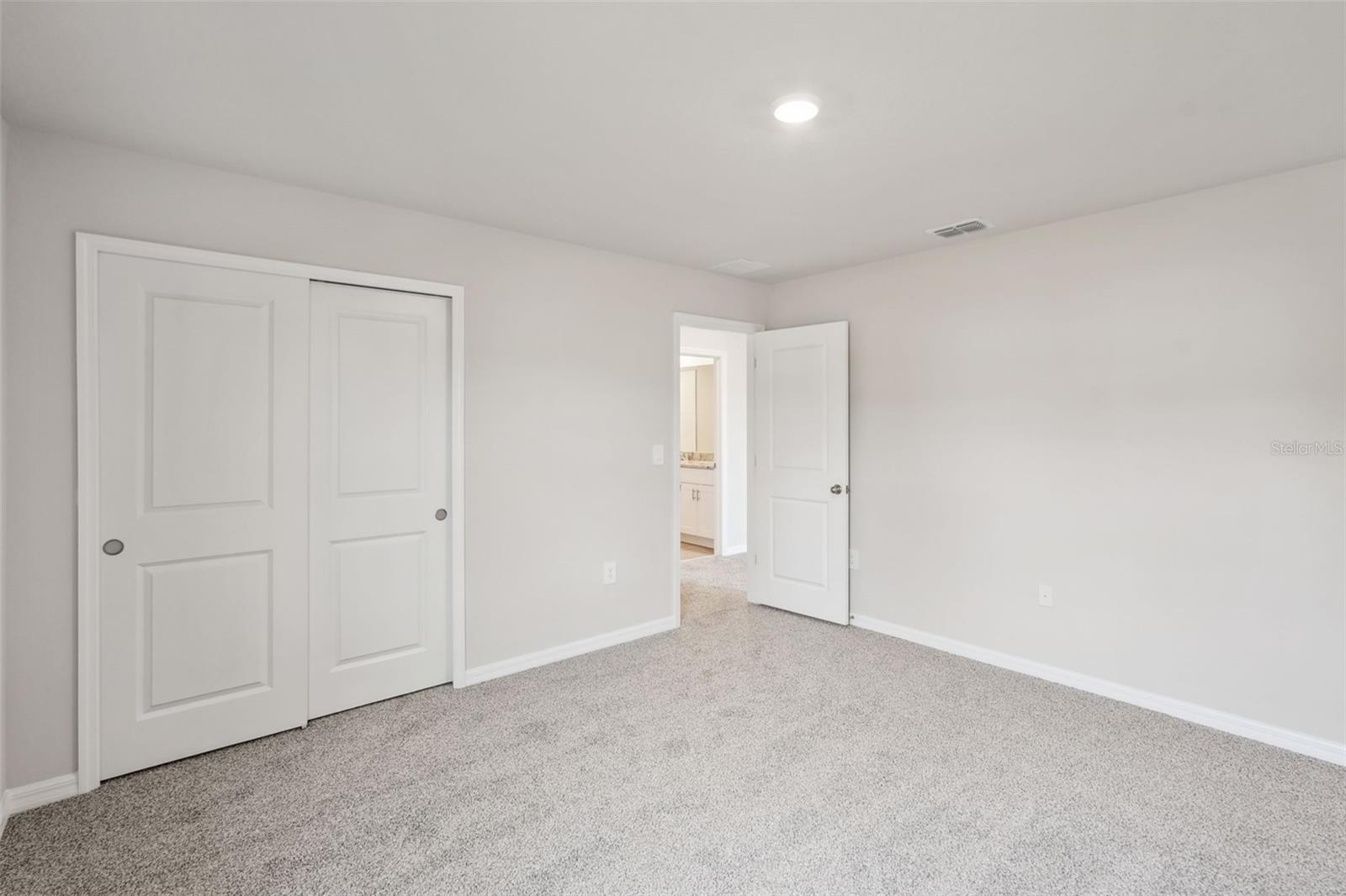 105 WHITELAND BND, NOKOMIS, FL, 34275