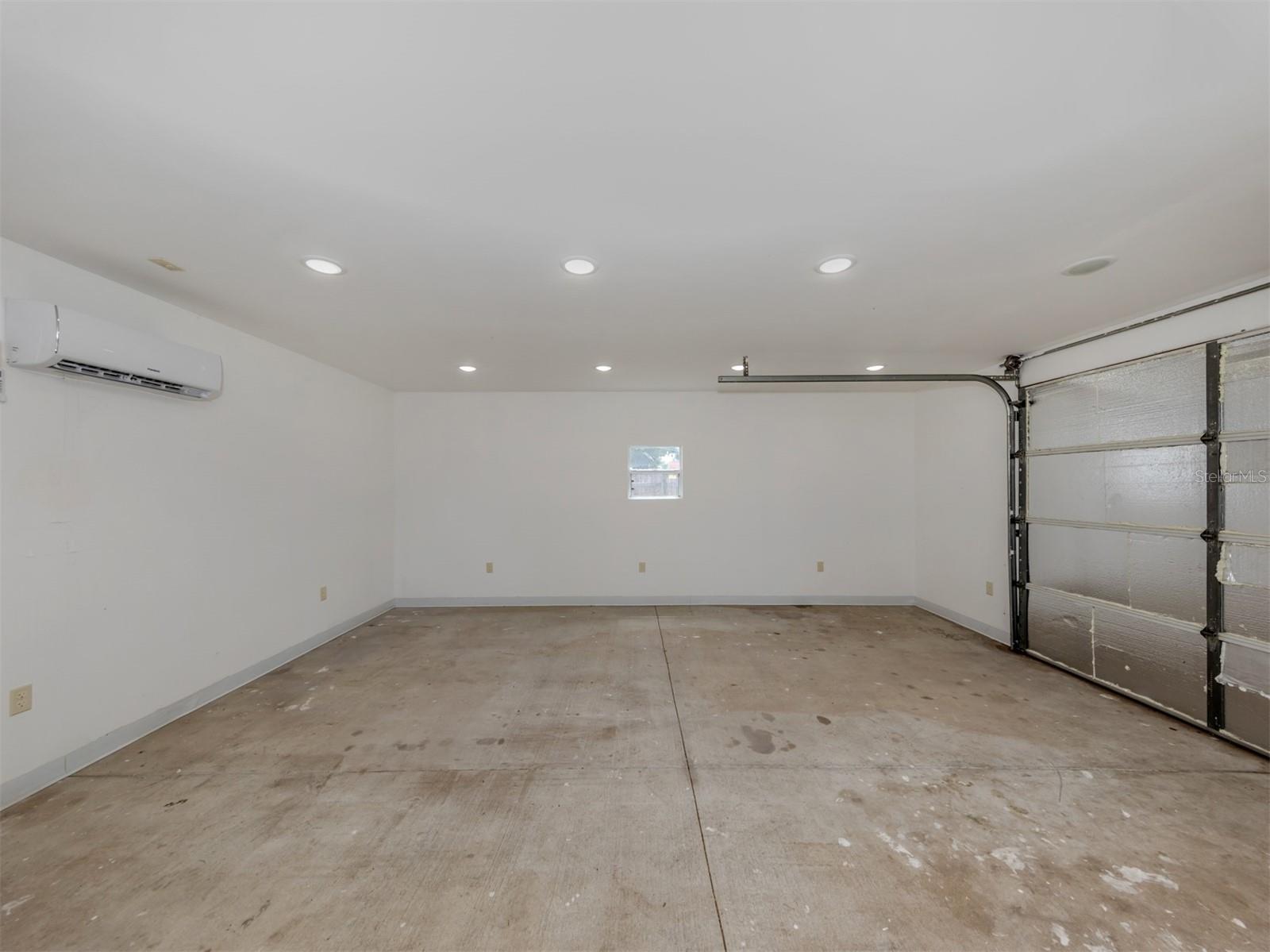 1121 GULF COAST BLVD, VENICE, FL, 34285