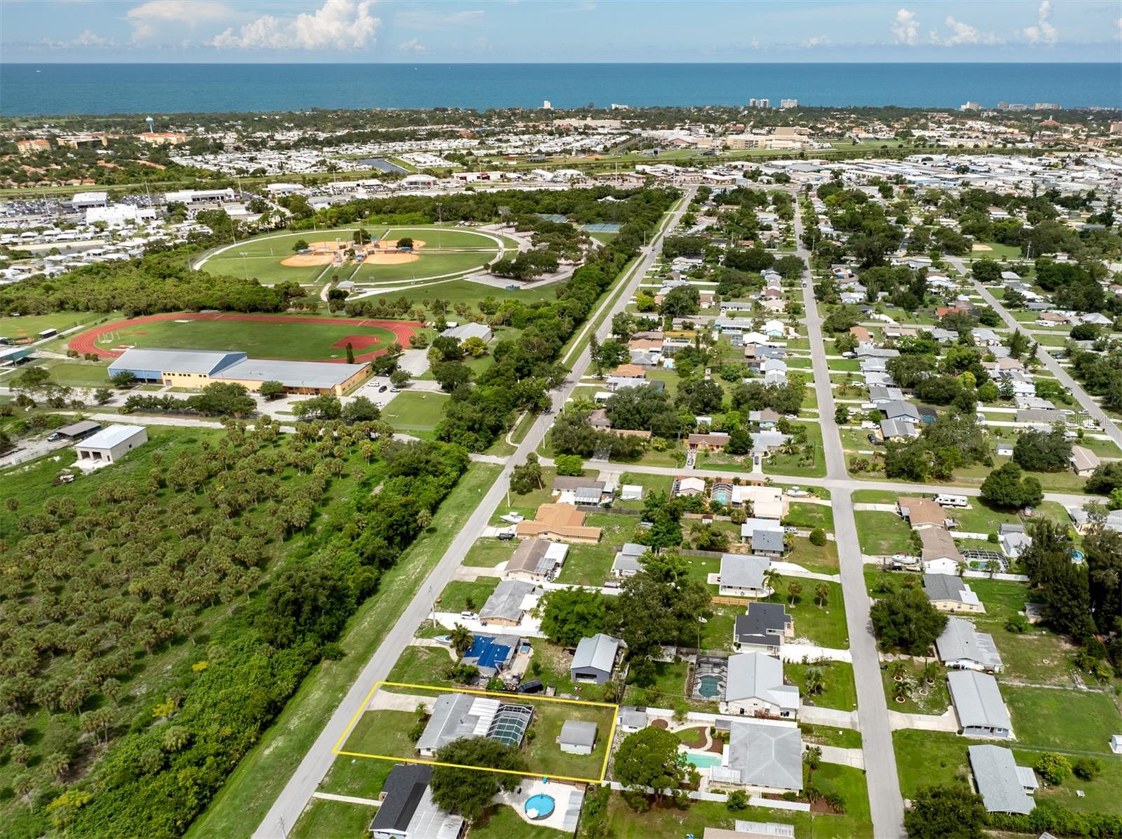 1121 GULF COAST BLVD, VENICE, FL, 34285