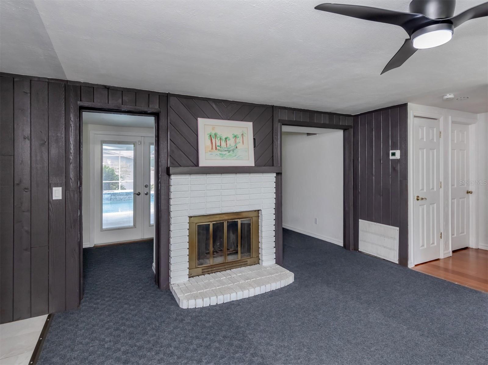 1121 GULF COAST BLVD, VENICE, FL, 34285