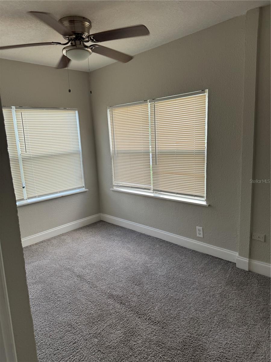 2201 E IDA ST, TAMPA, FL, 33610