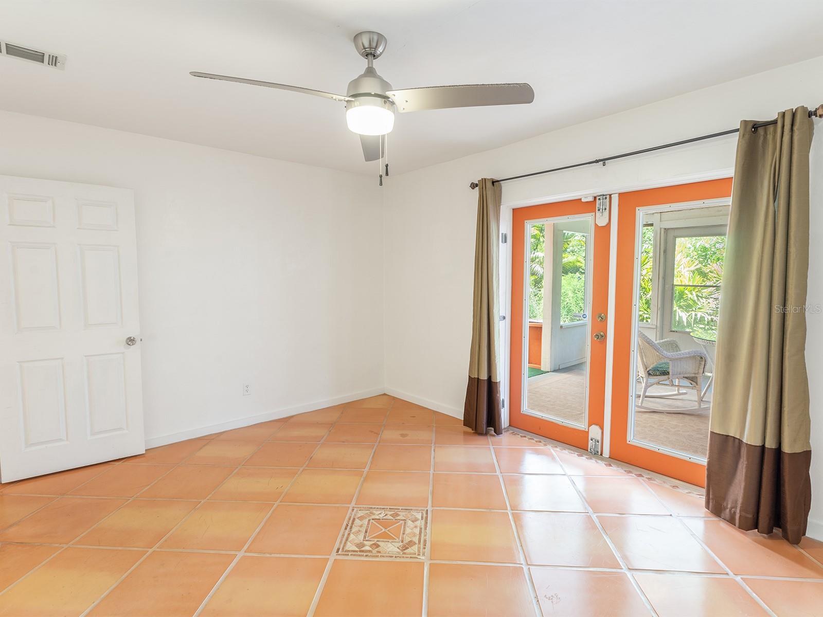 525 AVENUE O SE, WINTER HAVEN, FL, 33880