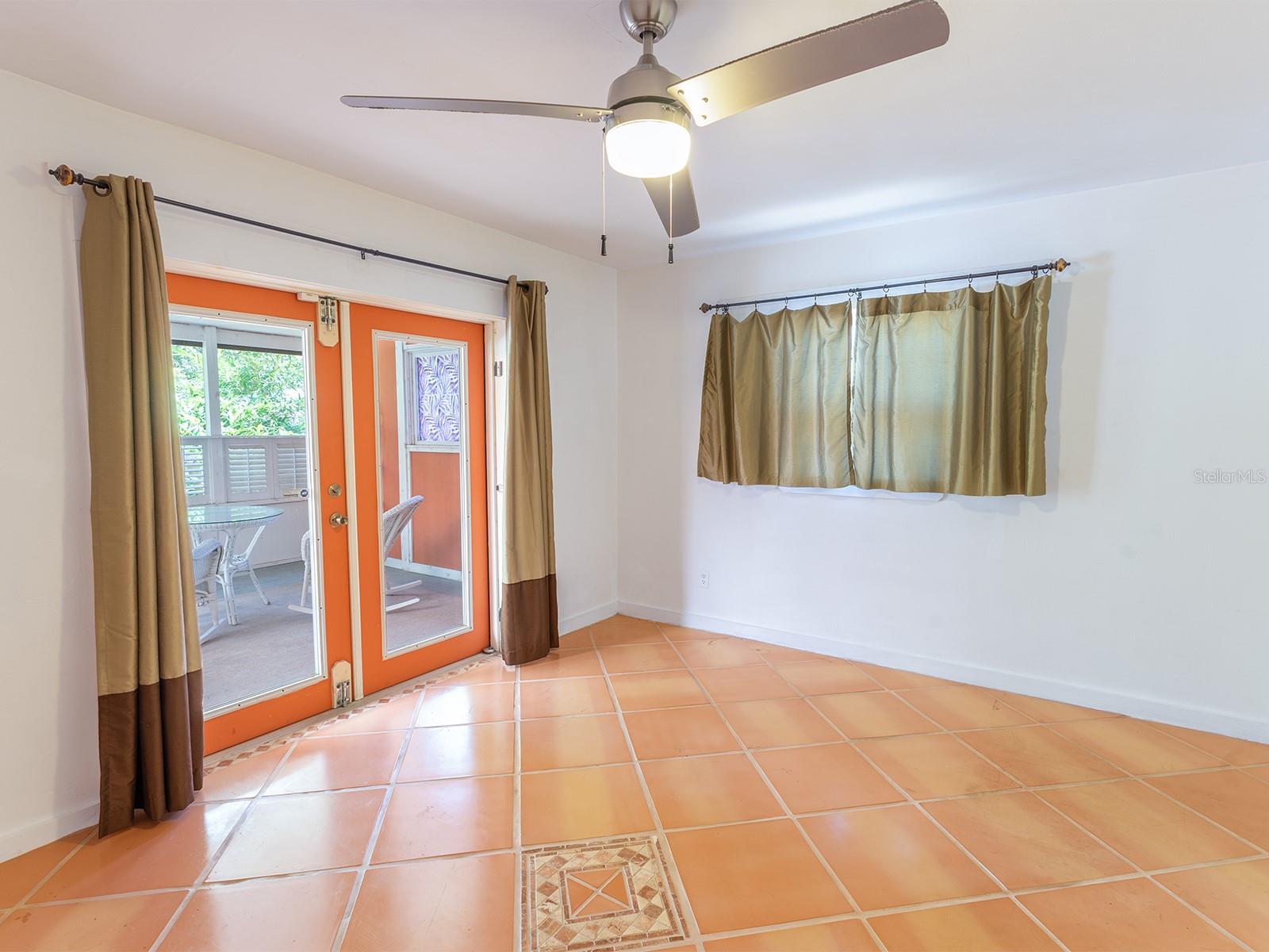 525 AVENUE O SE, WINTER HAVEN, FL, 33880