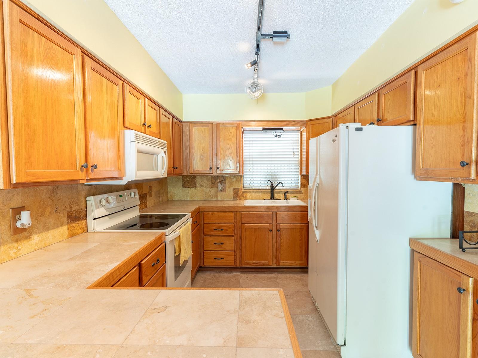 525 AVENUE O SE, WINTER HAVEN, FL, 33880