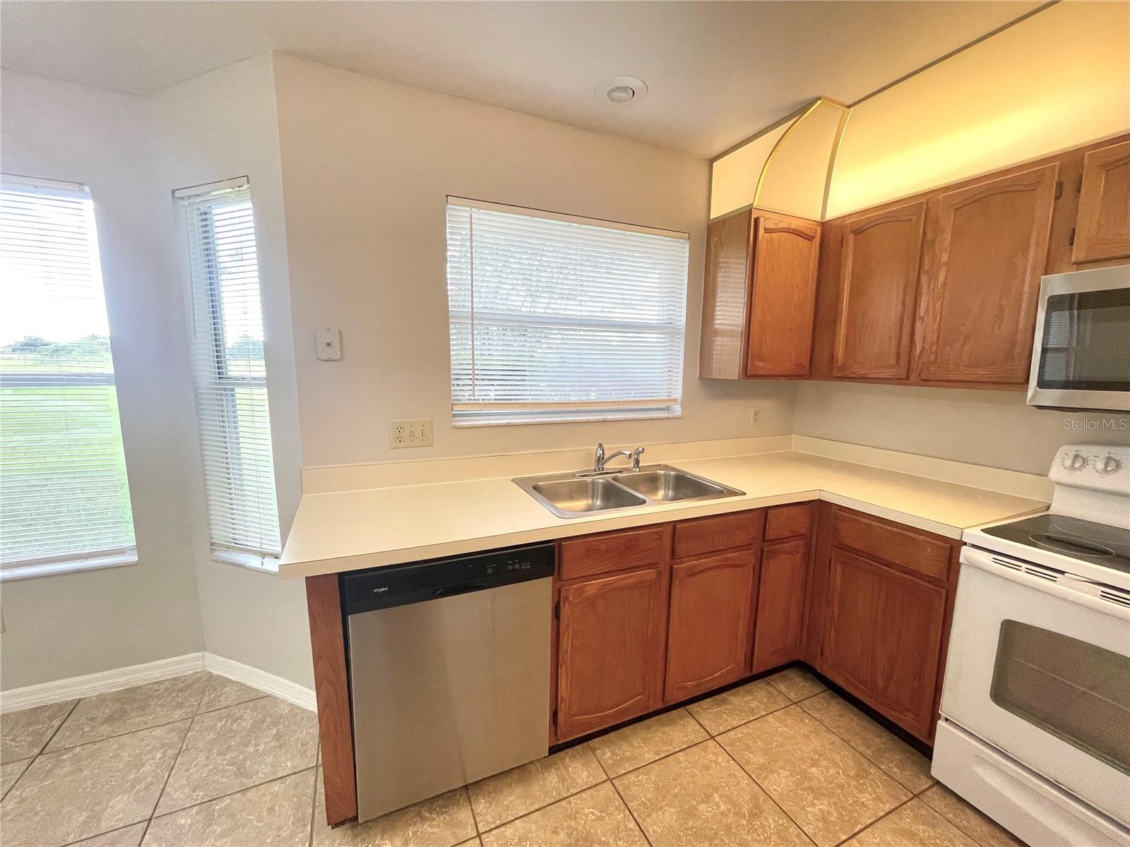 2642 ALBION AVE, ORLANDO, FL, 32833