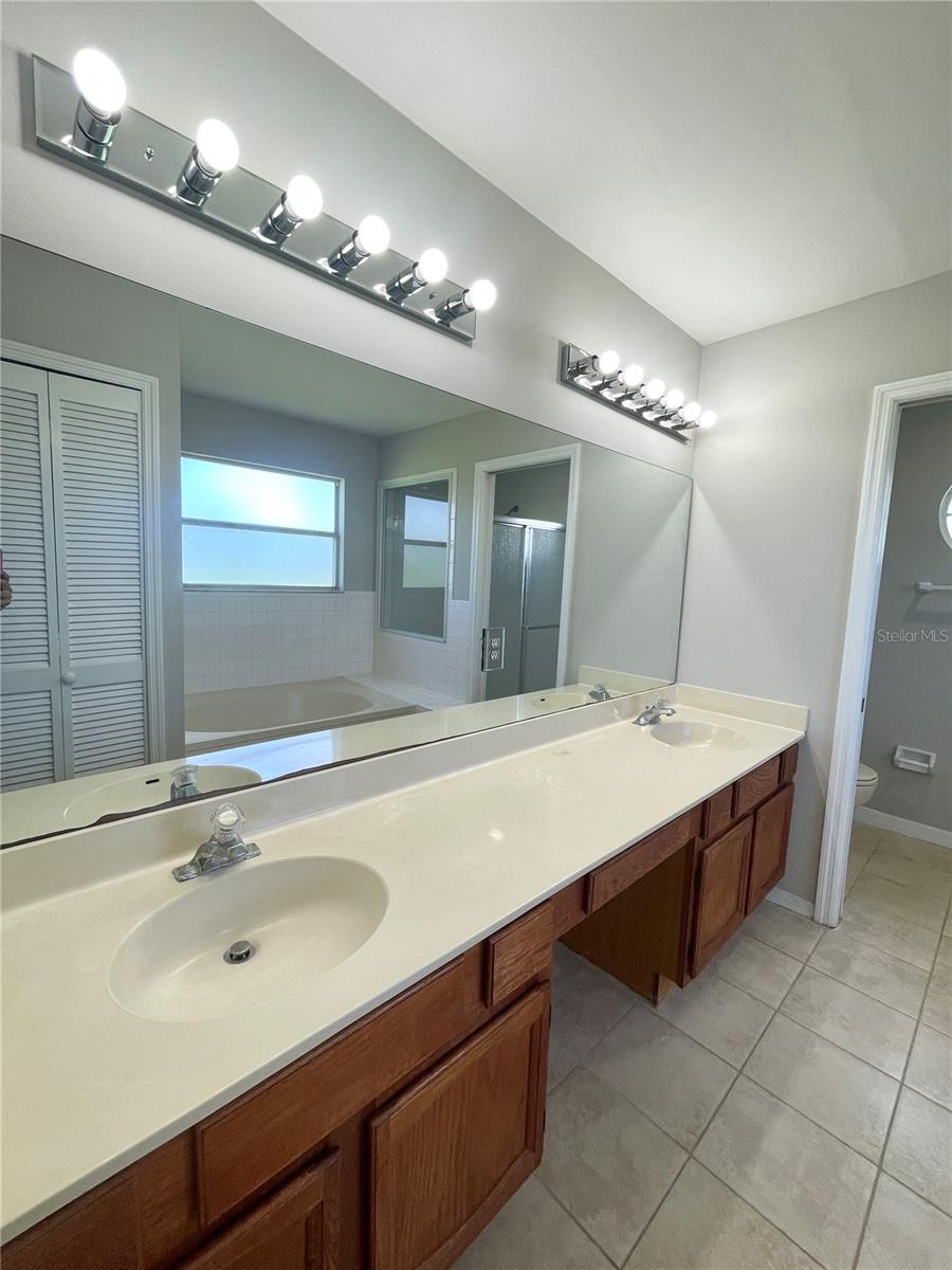 2642 ALBION AVE, ORLANDO, FL, 32833