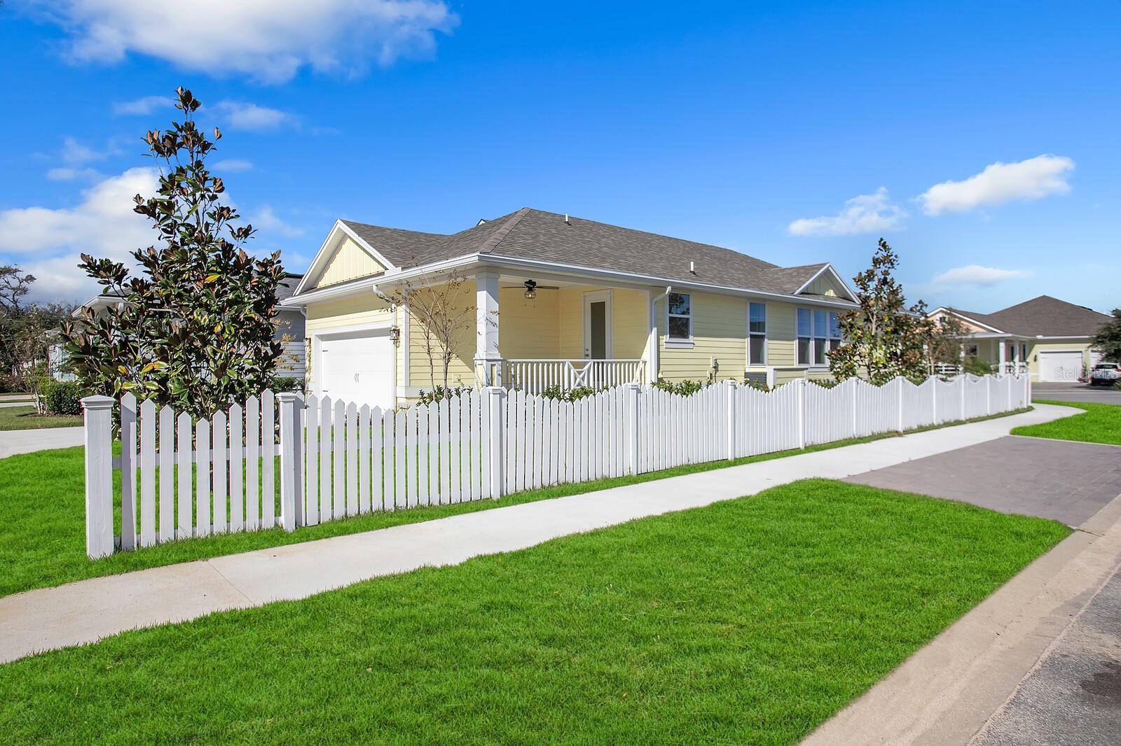 27 HIDDEN TREASURE DR, PALM COAST, FL, 32137