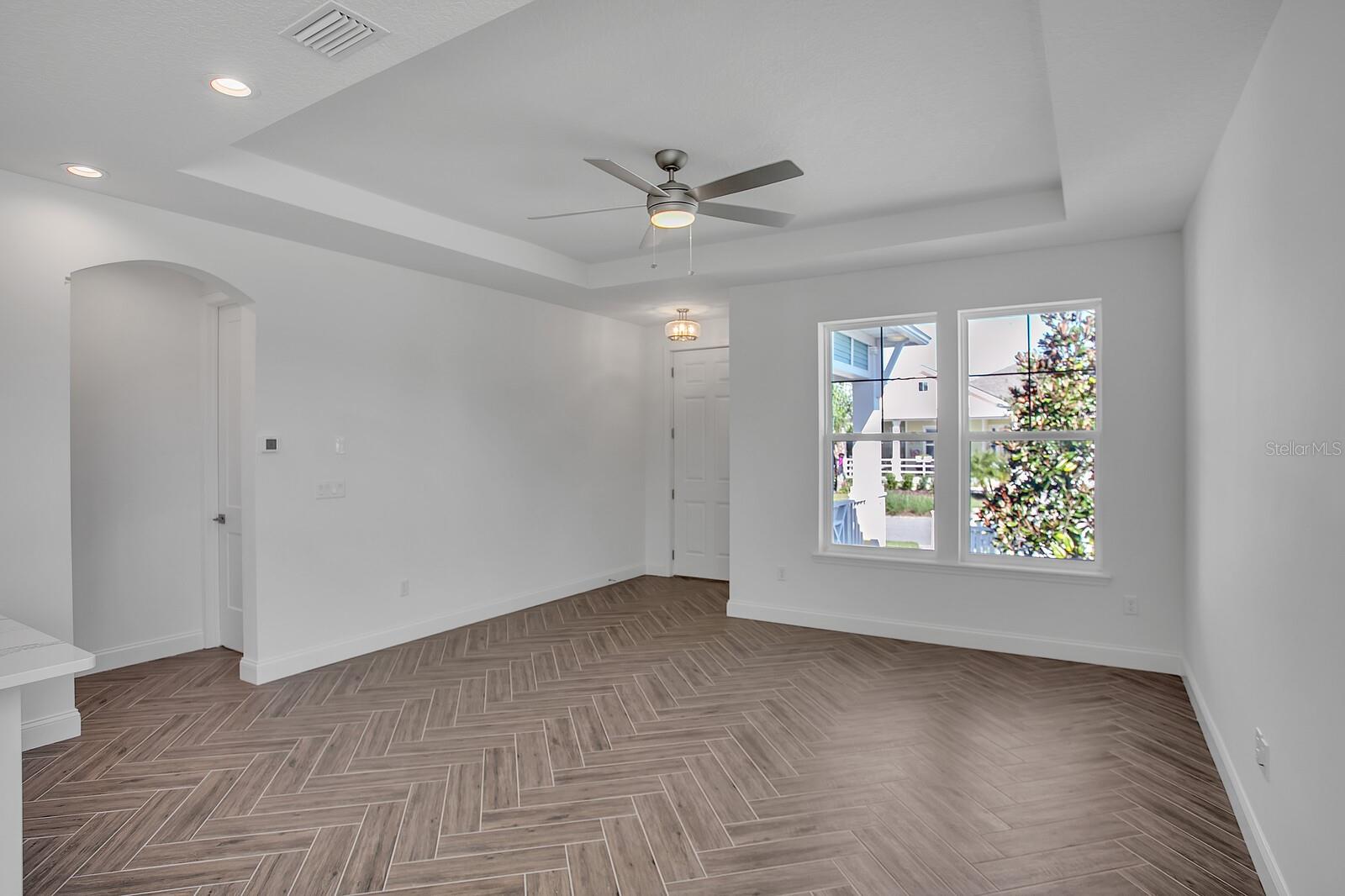 27 HIDDEN TREASURE DR, PALM COAST, FL, 32137