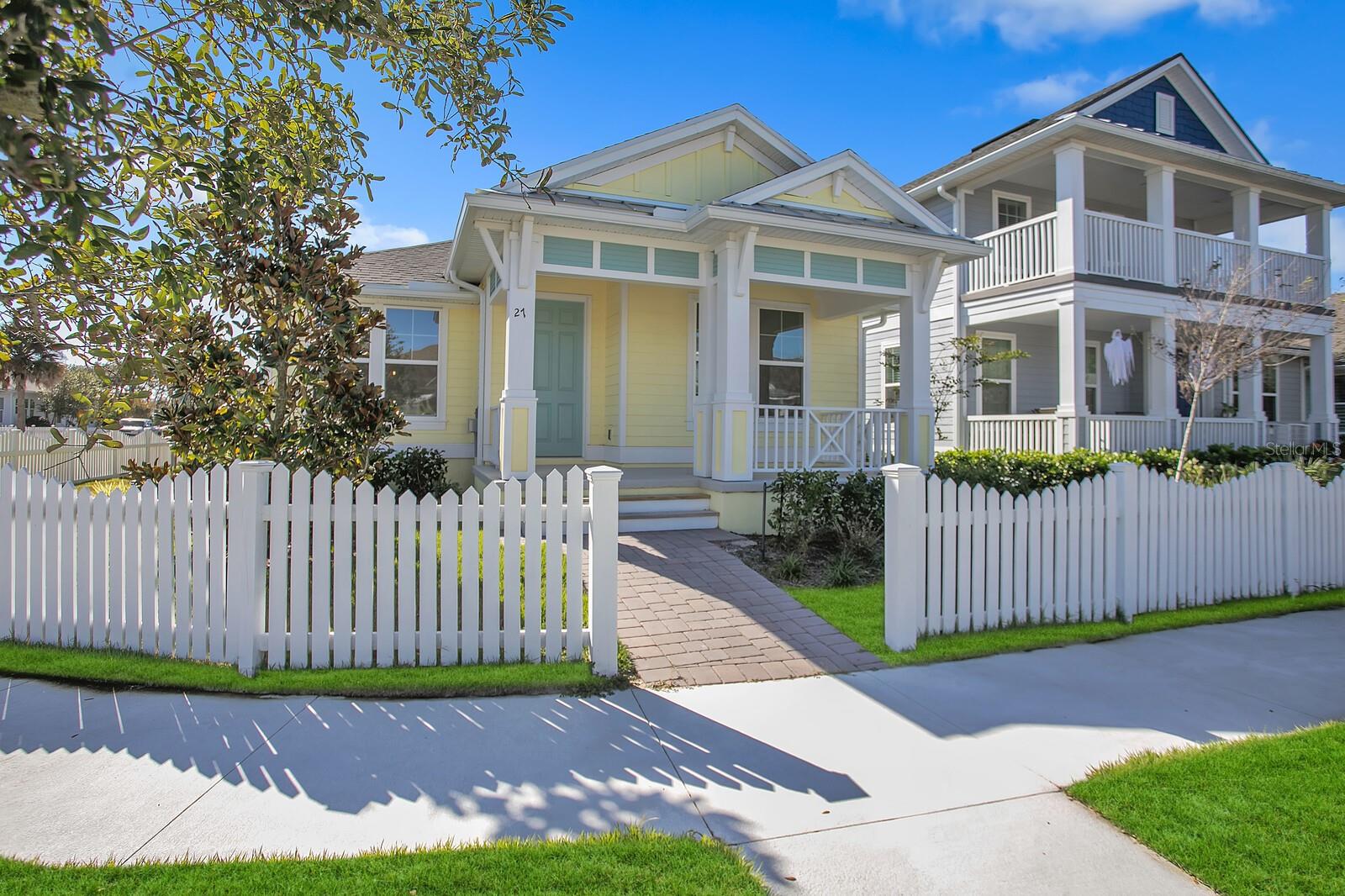 27 HIDDEN TREASURE DR, PALM COAST, FL, 32137
