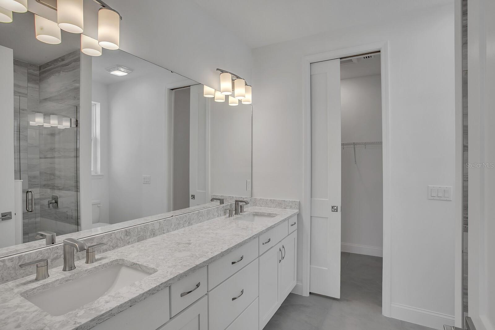 27 HIDDEN TREASURE DR, PALM COAST, FL, 32137