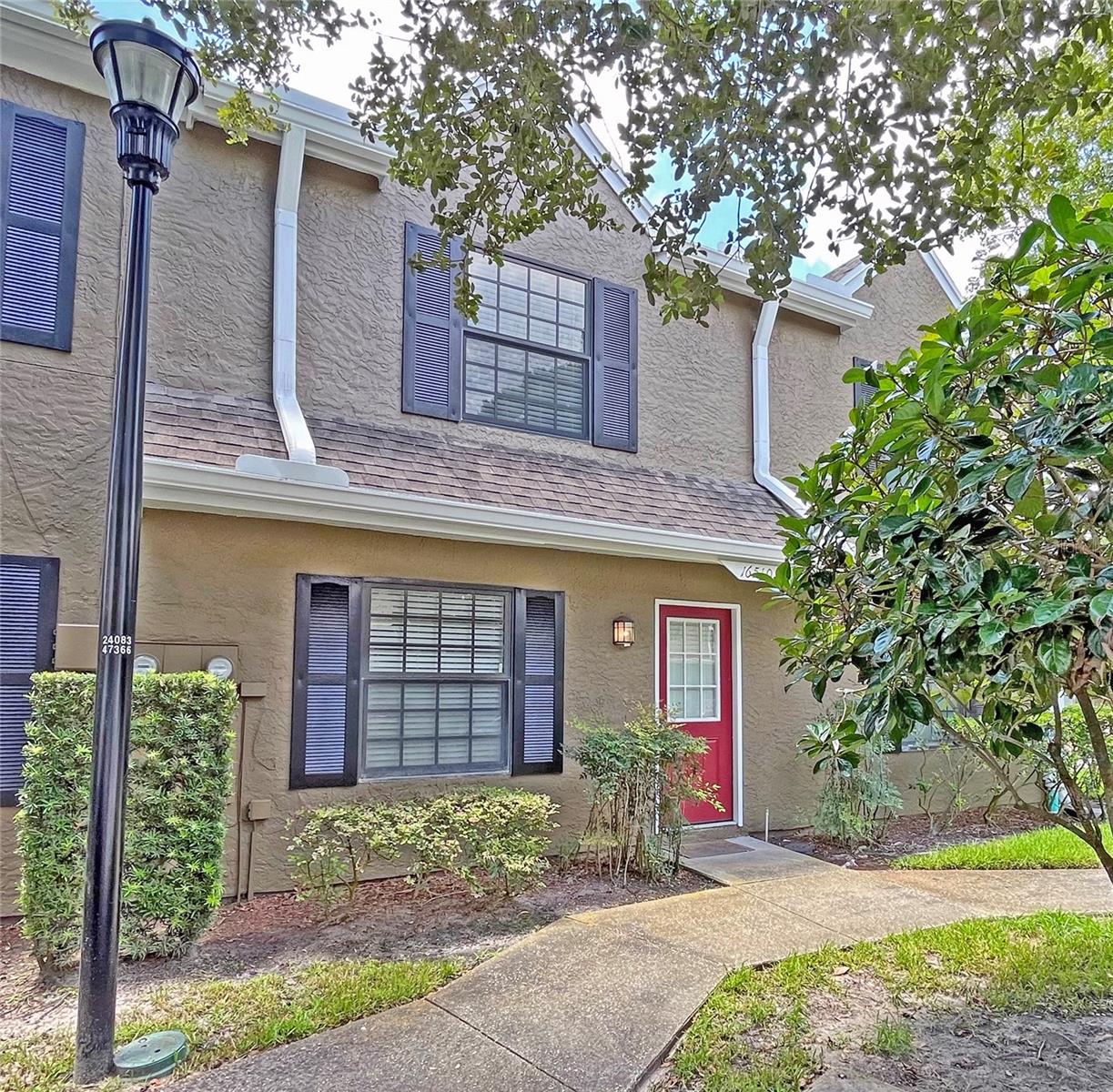 16510 LAKE BRIGADOON CIR, TAMPA, FL, 33618