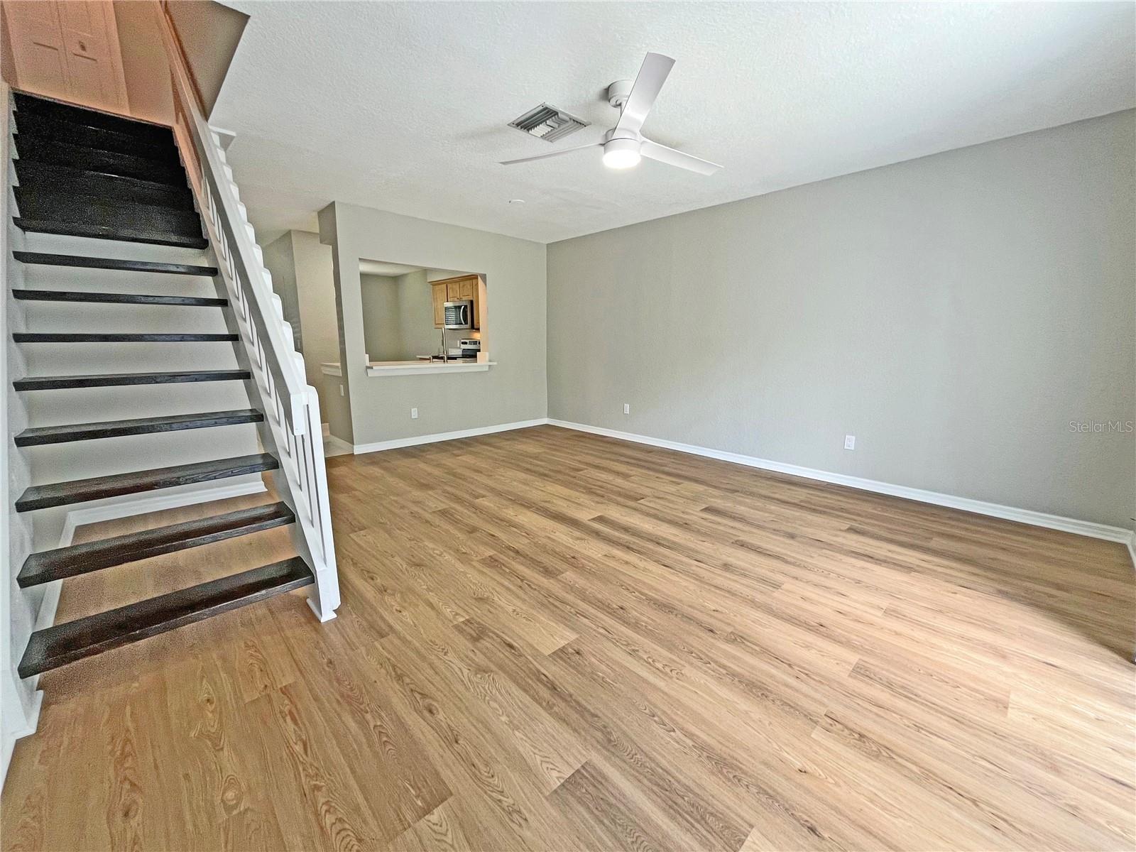 16510 LAKE BRIGADOON CIR, TAMPA, FL, 33618