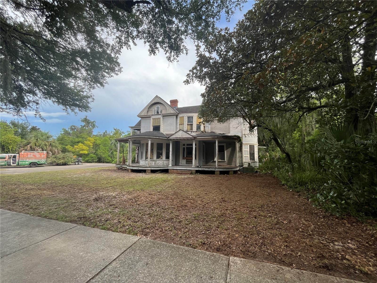 815 E UNIVERSITY AVE, GAINESVILLE, FL, 32601