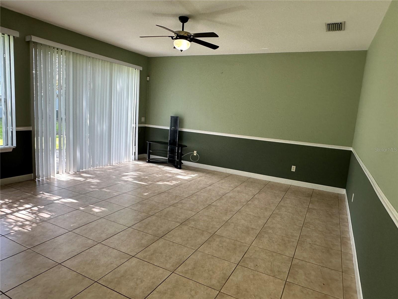 304 CORAL BEACH CIR, CASSELBERRY, FL, 32707