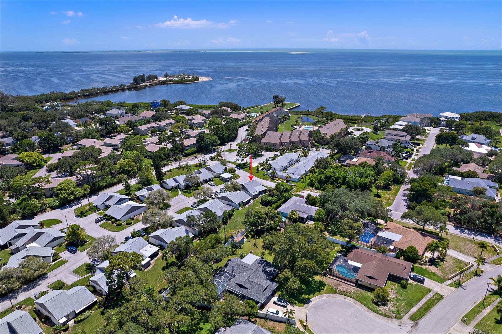 301 WINDRUSH LOOP, TARPON SPRINGS, FL, 34689